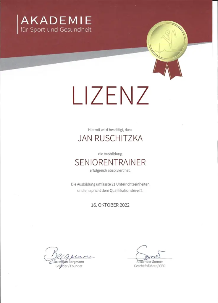 standing-office-yoga-workout-workout Lizenz Seniorentrainer, Akademie für Sport und Gesundheit, Jan Ruschitzka